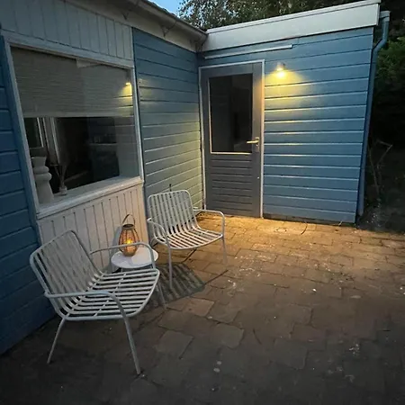't Zomernest - Charming Wooden Close To Ouddorp